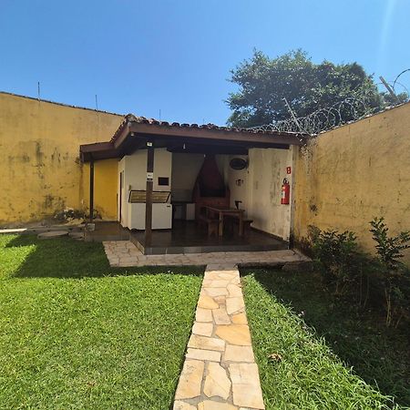 Casa 7 Em Ubatuba No Centro Condominio Com Piscina E Churrasqueira Exterior photo