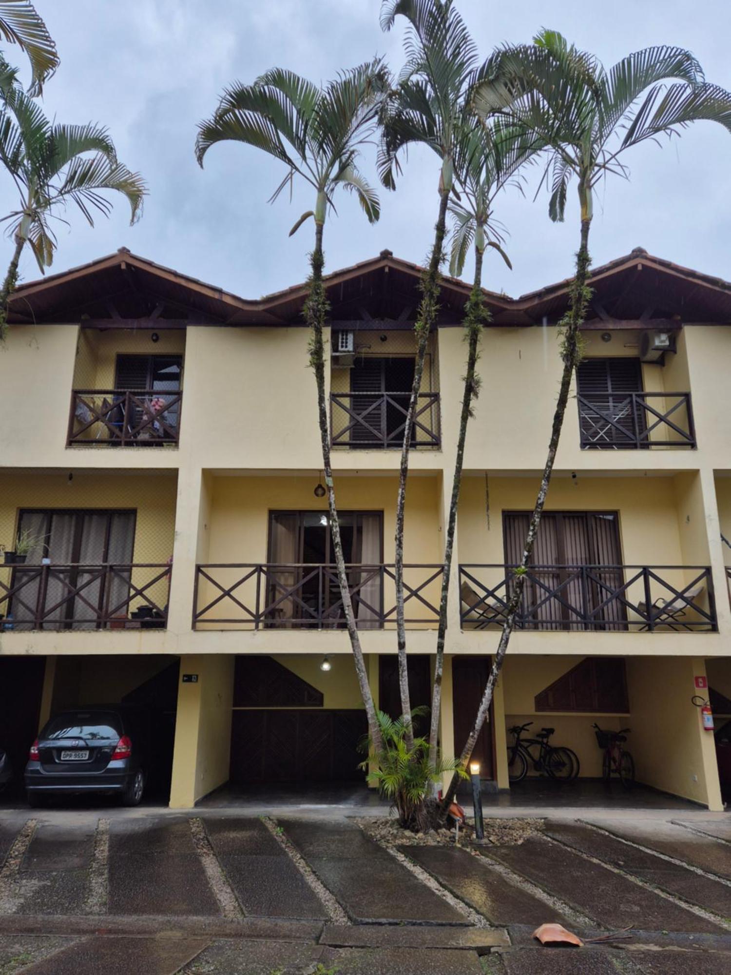 Casa 7 Em Ubatuba No Centro Condominio Com Piscina E Churrasqueira Exterior photo